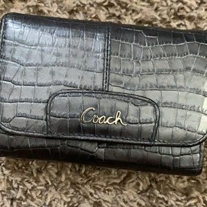 Coach wallet unique croc embossed leather grey